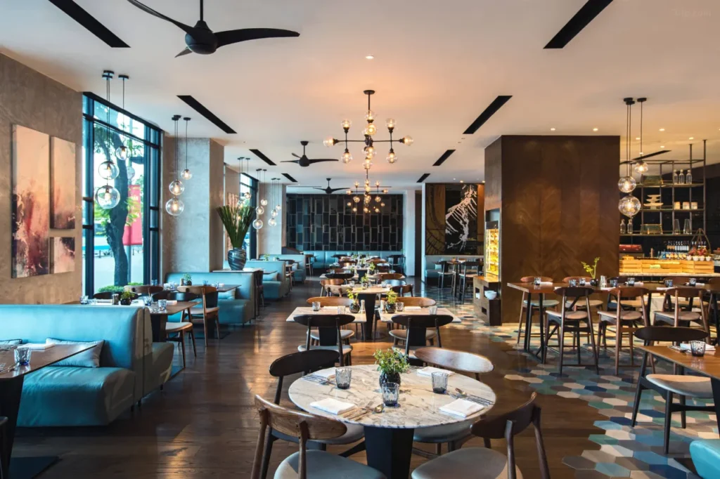 Renaissance Riverside Hotel Saigon Restaurant